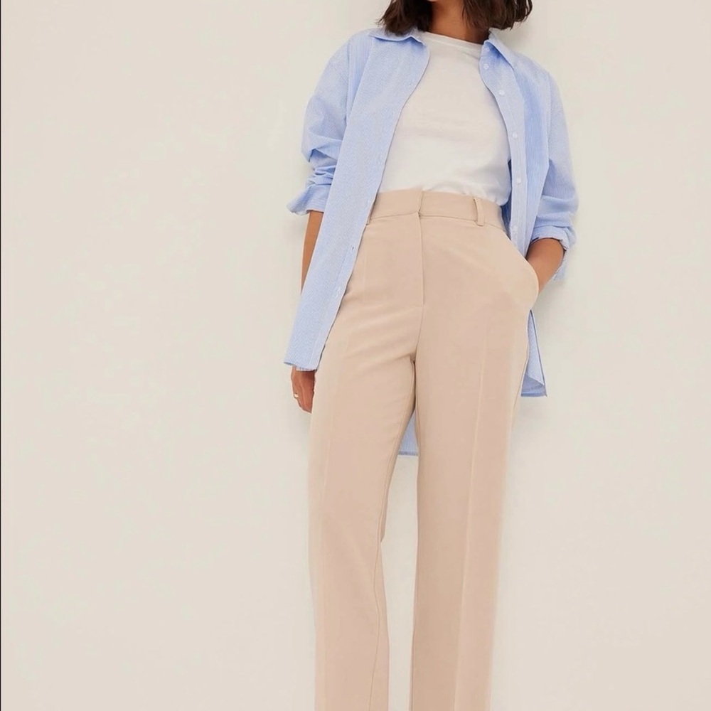 High waisted pants